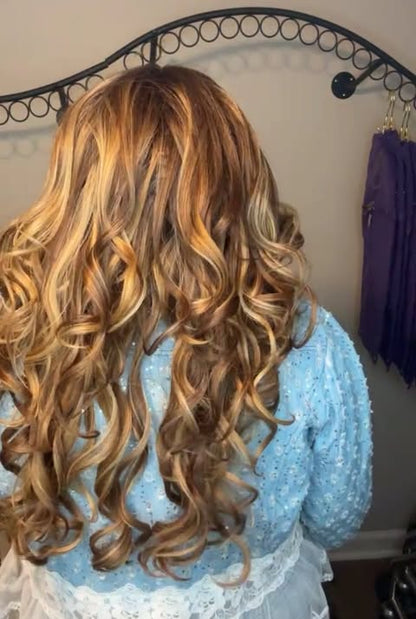 KENDRA TOFFEE AND CREAM NWOT BASIC WIG TN1