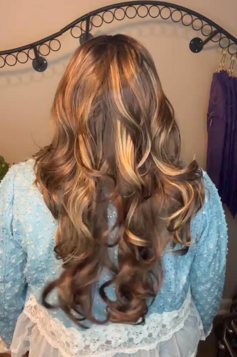 IN HER ELEMENT NWOT HS BETTER THAN BASIC WIG TN1-AC1