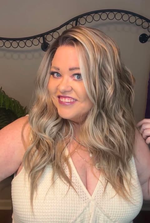 Sienna Cool Smoky Beige HS NWOT Swiss Luxe Wig LW3-AC1