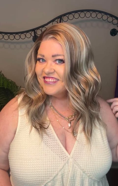 OVERT AMBITION HS NWOT SWISS LUXE WIG LW3-AC1