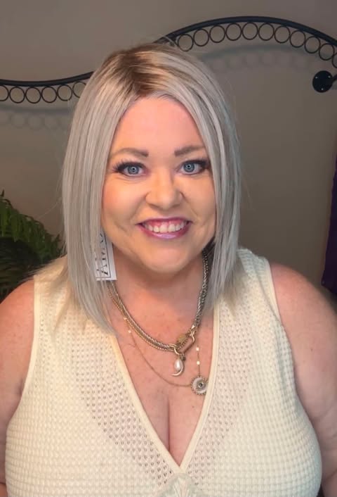 SWEET SERENITY ASH BLONDE HS NWT Luxury Wig by SBS LW3-AC1