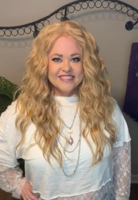 FEELING MYSELF NWT HS BASIC WIG BY REBEL GYPSY LW3-AC1