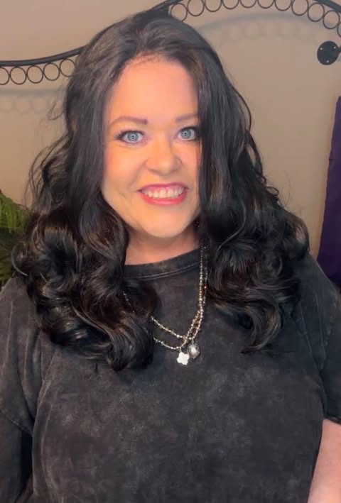 GRACELYNN BLACK (LARGE) NWT BETTER THAN BASIC WIG BY CSC LW3-AC1
