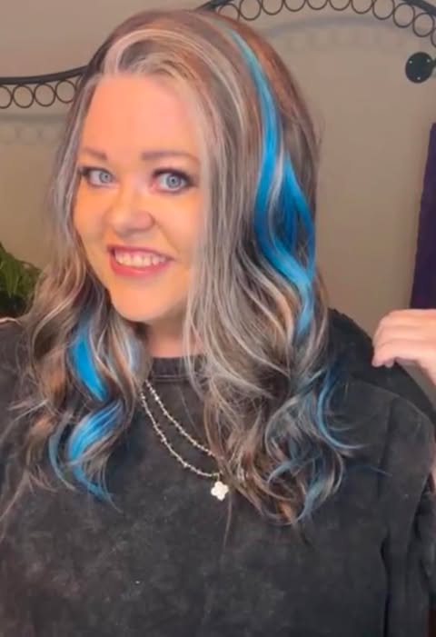 STYLE INSURGENT HS NWOT SWISS LUXE WIG LW3-AC1)