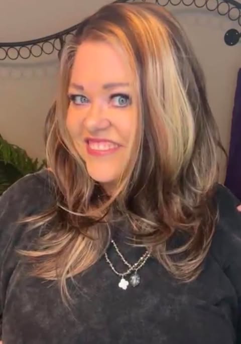 HYPE WORTHY HS NWOT SWISS LUXE WIG LW3-AC1