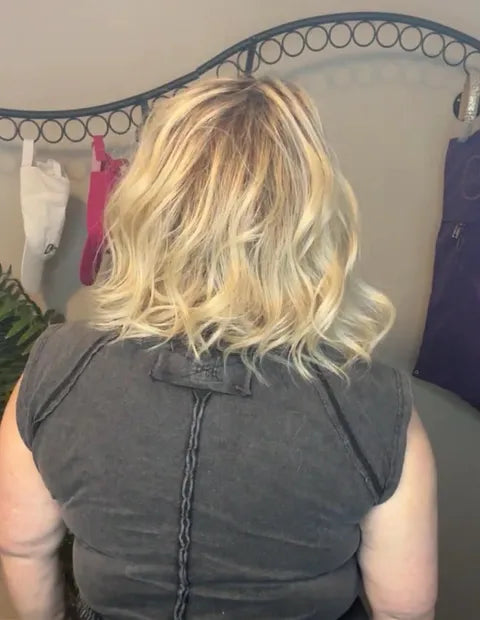 AMARETTO TRES LECHES BLONDE HS NWT LUXURY WIG  BT  LW3 AC1