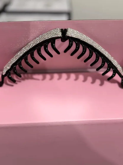 Rhinestone Banana Clip LW3 A996