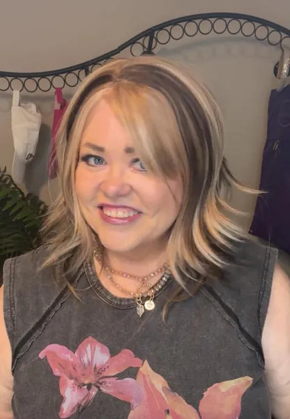 JETT POP STAR STREAKS HS NWT BETTER THAN BASIC WIG by CSC TN1-AC1