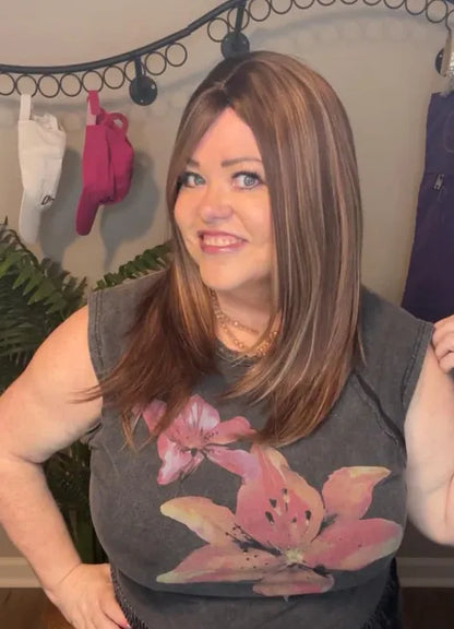 Unseen Magic NWOT BETTER THAN BASIC WIG LW3-AC1