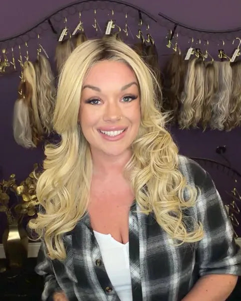 Darian Toasted Blondie NWOT HS Standard Luxury Wig  LW3 AC1