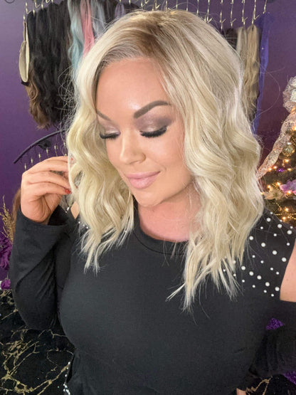 Austin Smoking Hot Blonde HS Standard Luxury Wig VA1-AC1