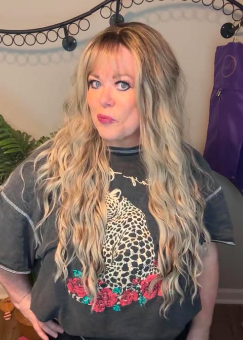TRINITY TAUPE BLONDE HS BETTER THAN BASIC MACHINE MADE CAP WIG LW3-AC1