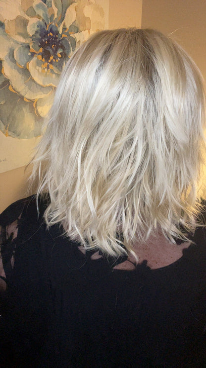 Daria Soleil Bubbly Blonde NWT NHS Signature Luxury Wig LW3 AC1