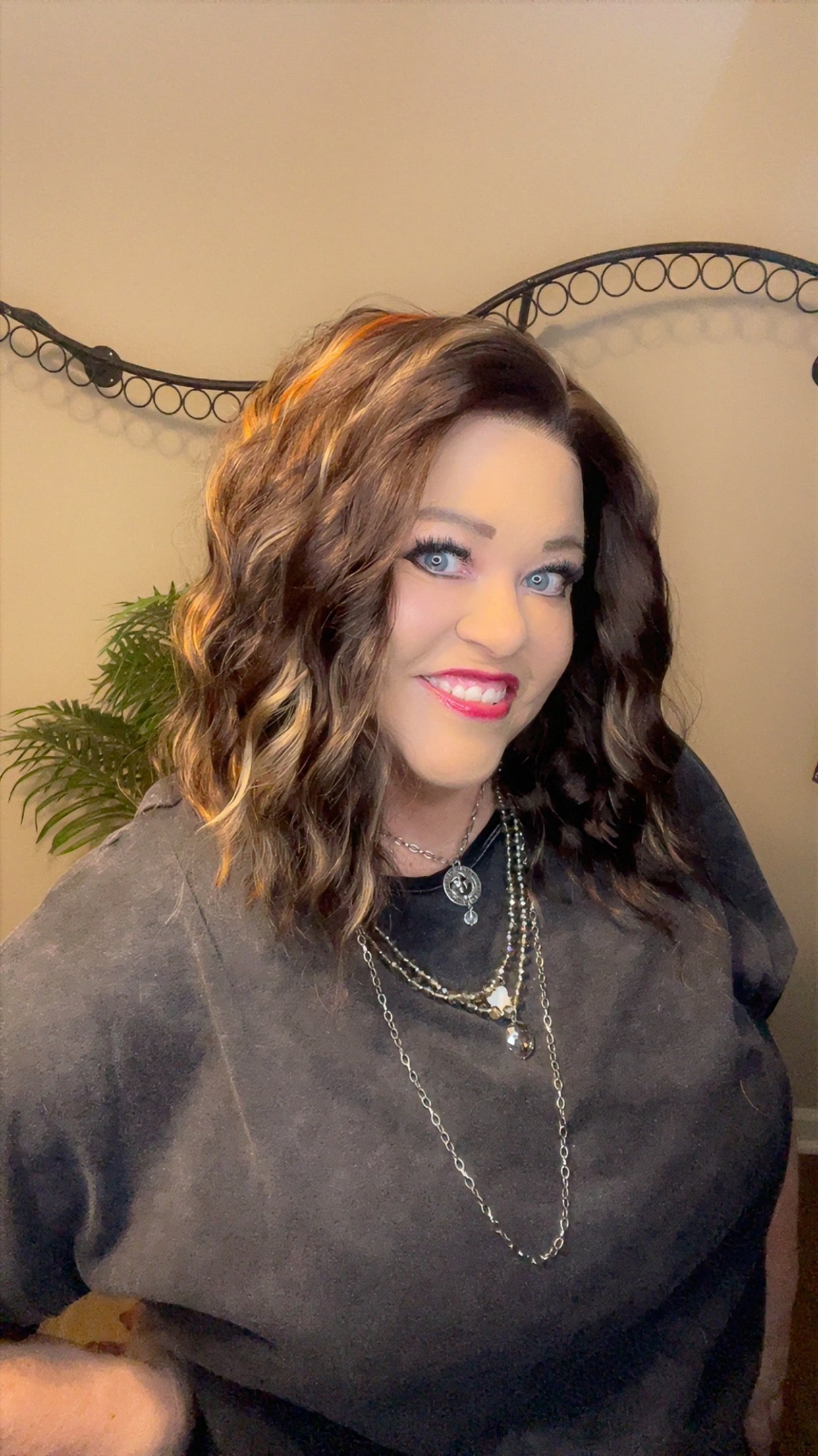 KIRA DESERT COPPER GLOW HS NWOT SWISS LUXE WIG NW3
