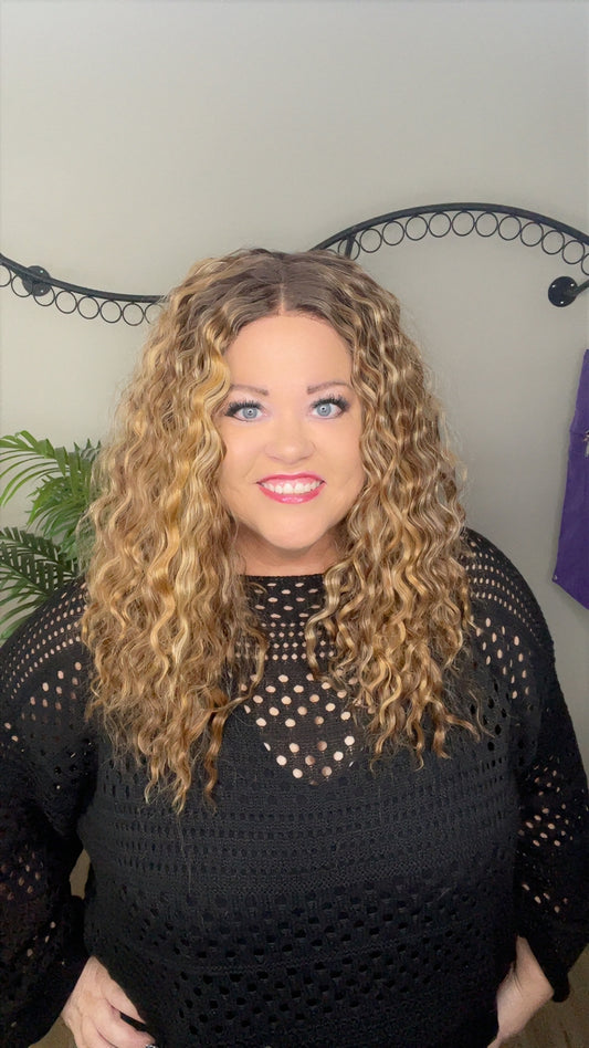 Mel Toffee and Cream NWOT HS Basic Wig LW3