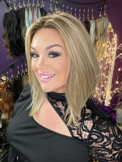 PHOEBE Summer Blonde  HS NWT Luxury Wig   LW3 AC1
