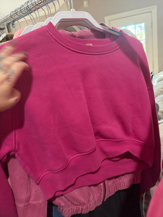 Pink Cropped Sweatshirt size M
