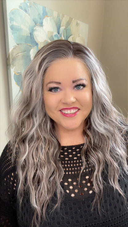 ALLEGRA FROSTED LATTE HS NWOT SWISS LUXE WIG TN1-AC1