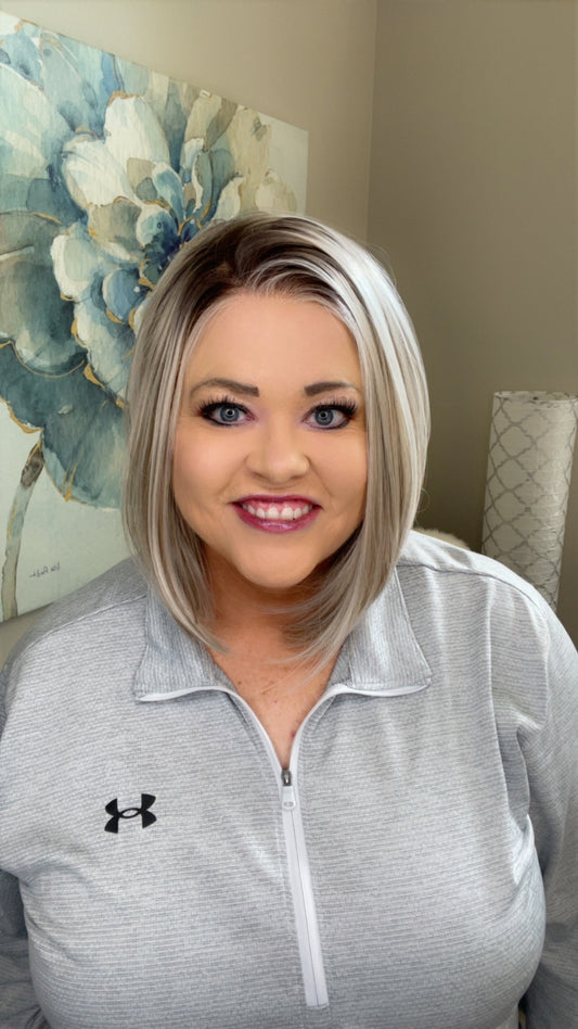 CORA CASHMERE GLOW NWOT SWISS LUXE WIG TN1-AC1