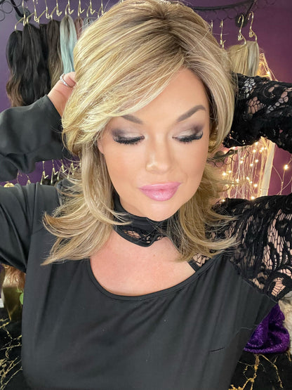 NICOLA SUMMER BLONDE HS NWOT Premium Luxury Wig LW3-AC1