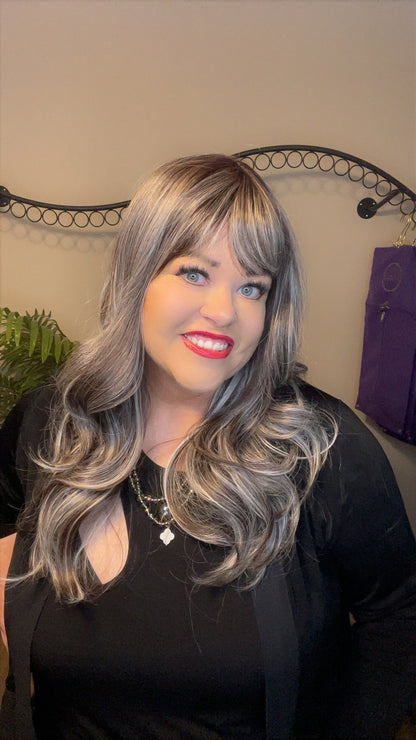 TAYLOR STUDIO GREY LARGE HS NWT BETTER THAN BASIC WIG by CSC TN1 AC1