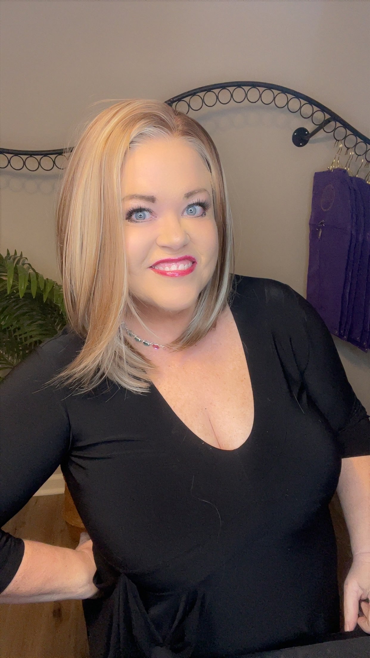 Carin Smoky Beige Blonde HS Swiss Luxe Wig LW3