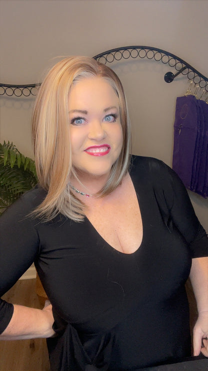 Carin Smoky Beige Blonde HS Swiss Luxe Wig LW3