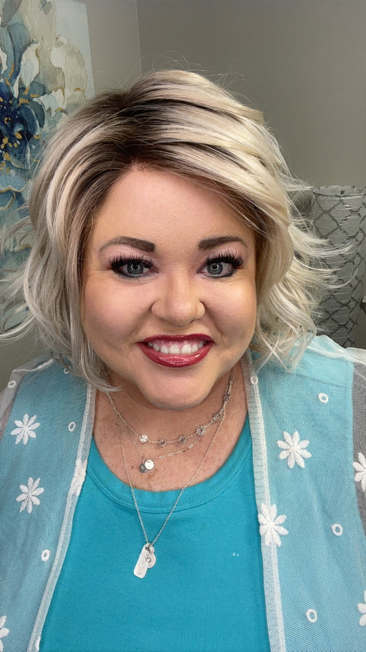 Emberly Vanilla Fizz HS NWT Signature Luxury Wig  LW3 CV1