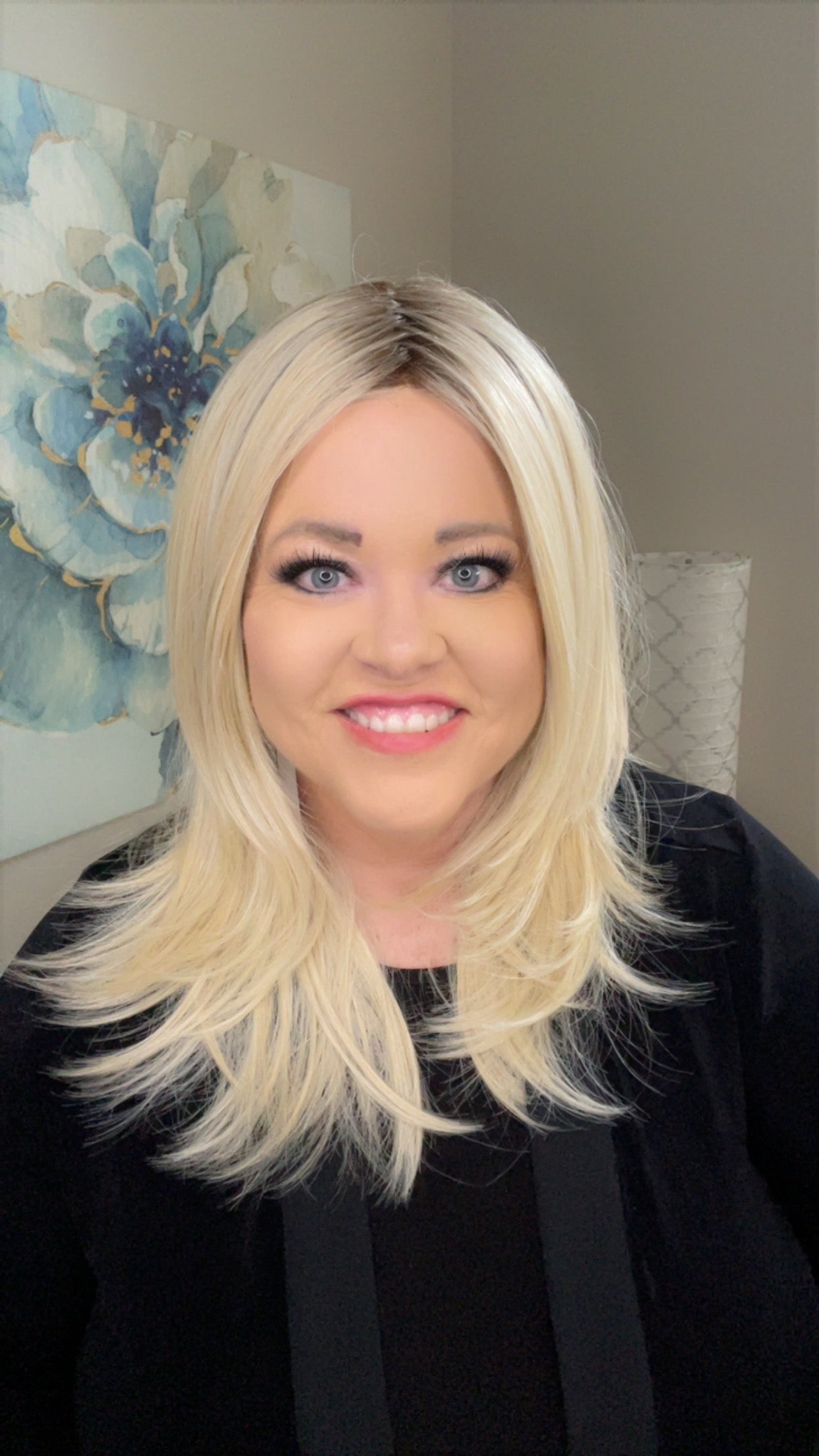 GRAND ENTRANCE CHAMPAGNE BLONDE  HS NWT Luxury Wig by SBS TN1-AC1