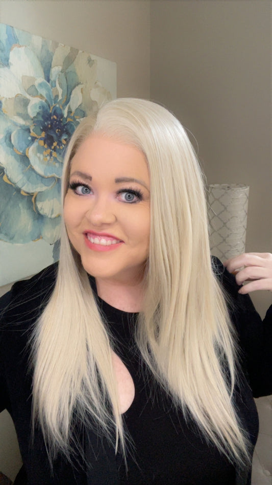 BRIELLE LUXE BRIGHT BLONDE HS NWT BETTER THAN BASIC WIG by CSC TN1-AC1