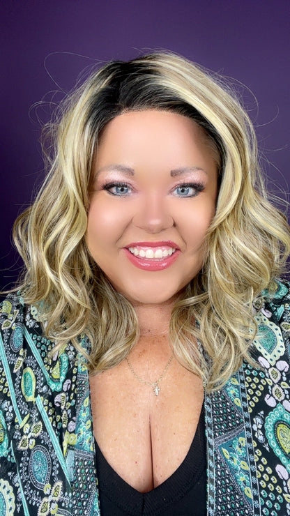 Mina Sunlit Spritz Blonde Signature Luxury Wig HS SAMPLE LW3 CV1