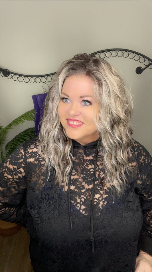 ARIA FROSTED LATTE HS Swiss Luxe WIG LW3 AC1