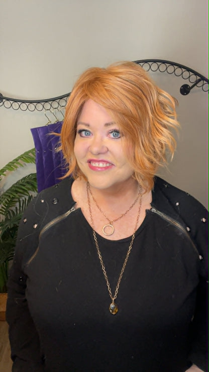 Erin Strawberry Blonde HS NWT Comfort Luxury Wig LW3 HA1