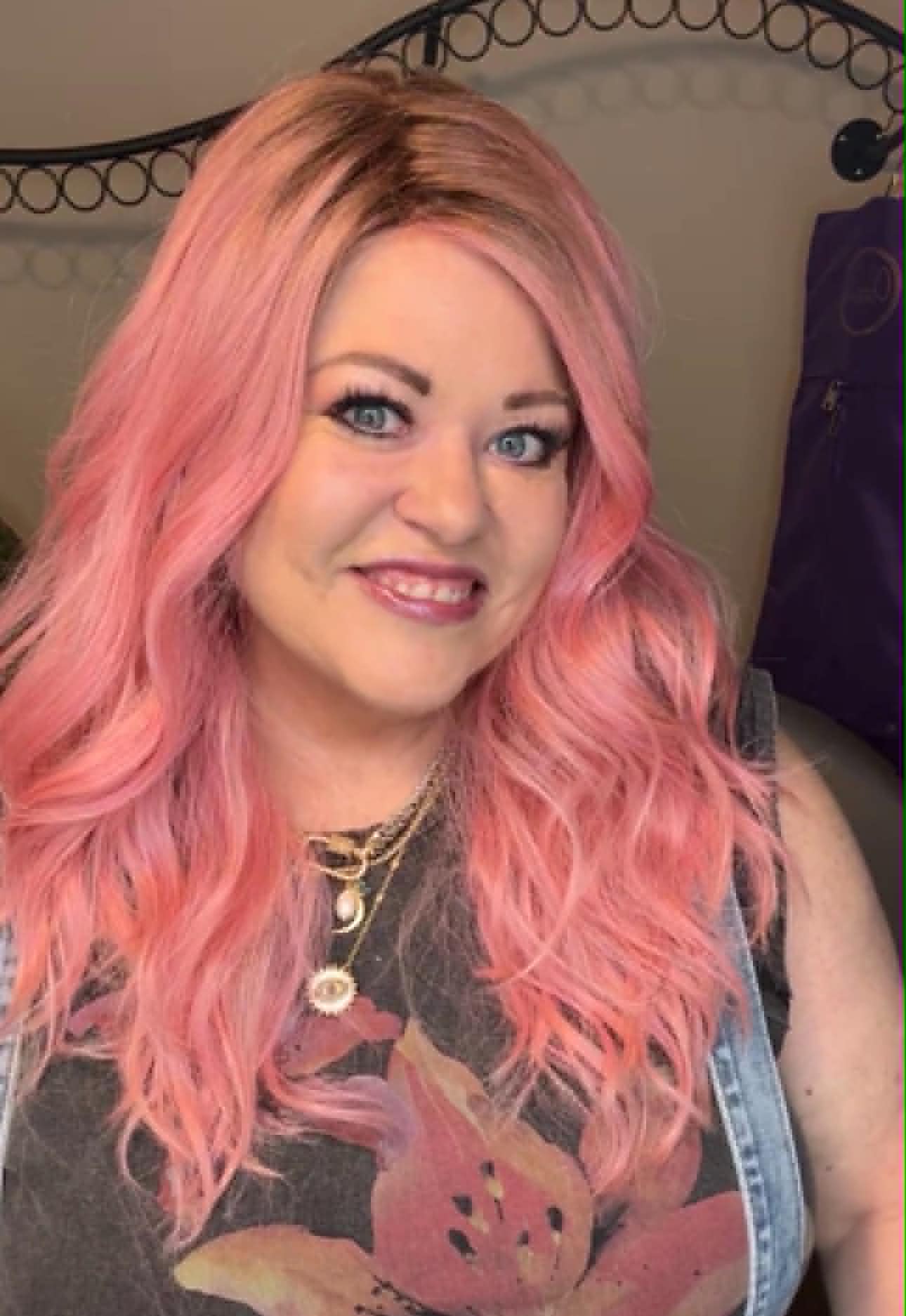 Brooklyn Bubble Gum  HS NWOT Comfort Lux Wig LW3 AC1