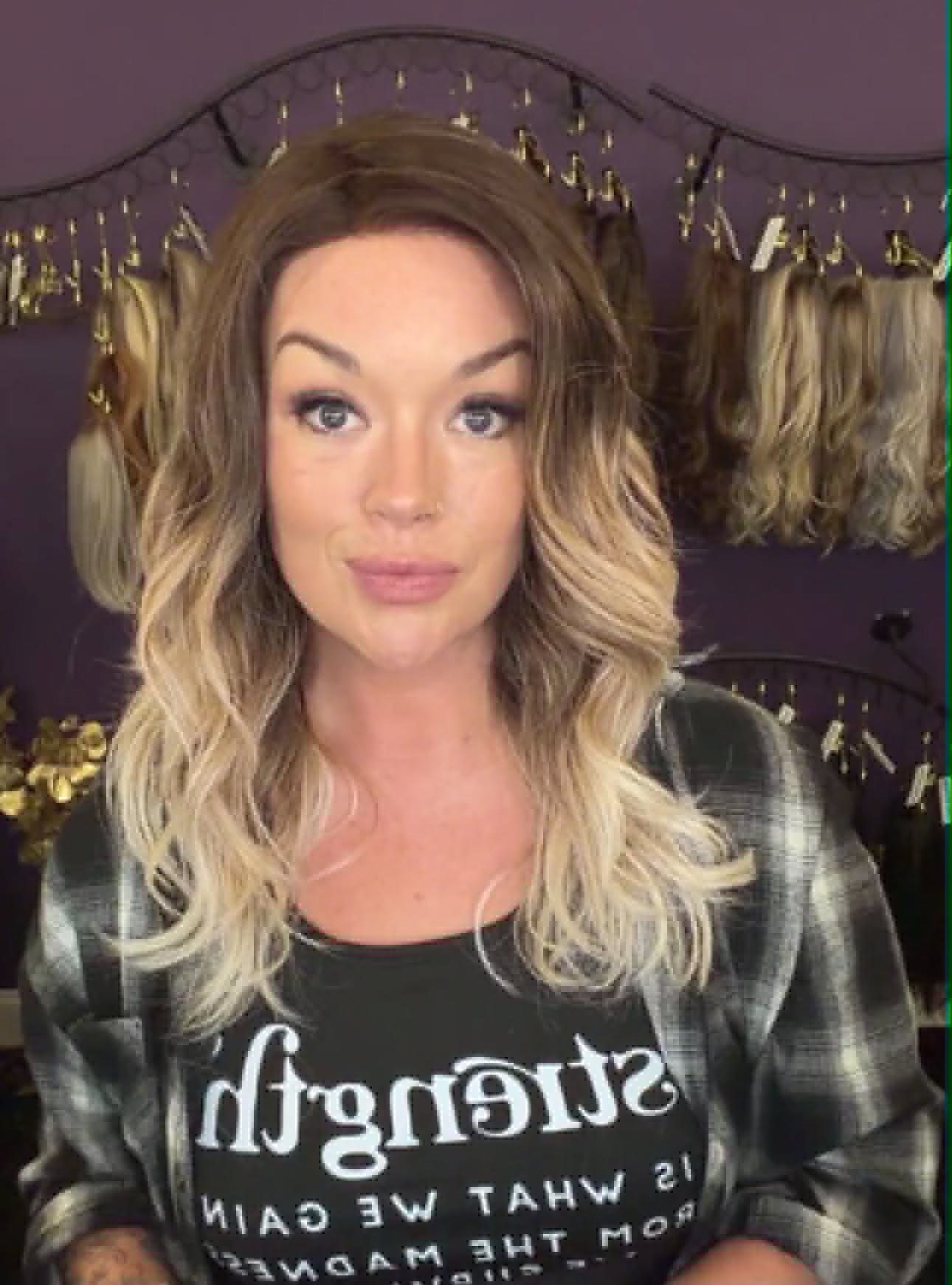 Gabriella Sunset Honey Like New HS Standard Luxury Wig LW3-SF1