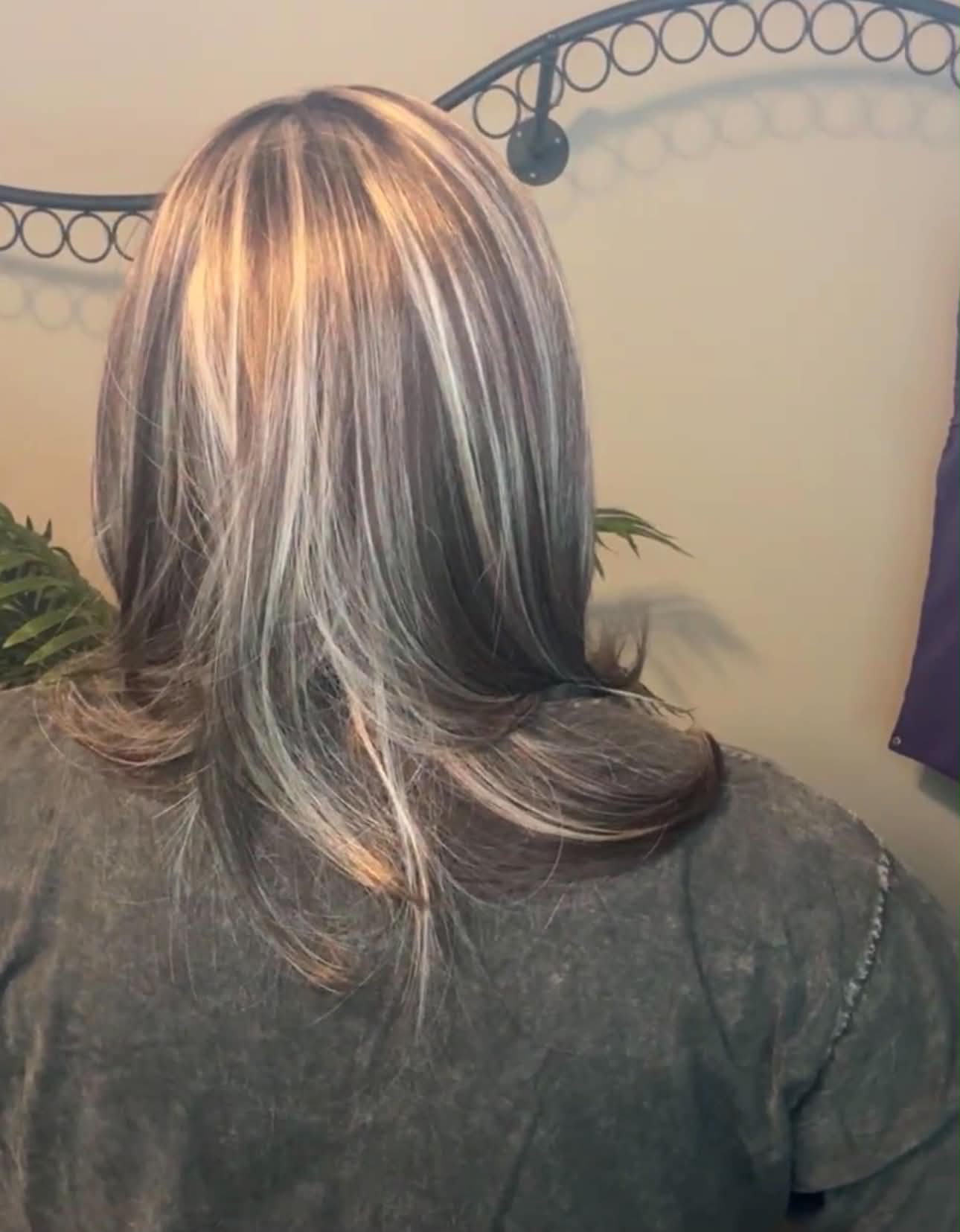 Classic Insurgent HS NWOT SWISS LUXE WIG LW3-AC1