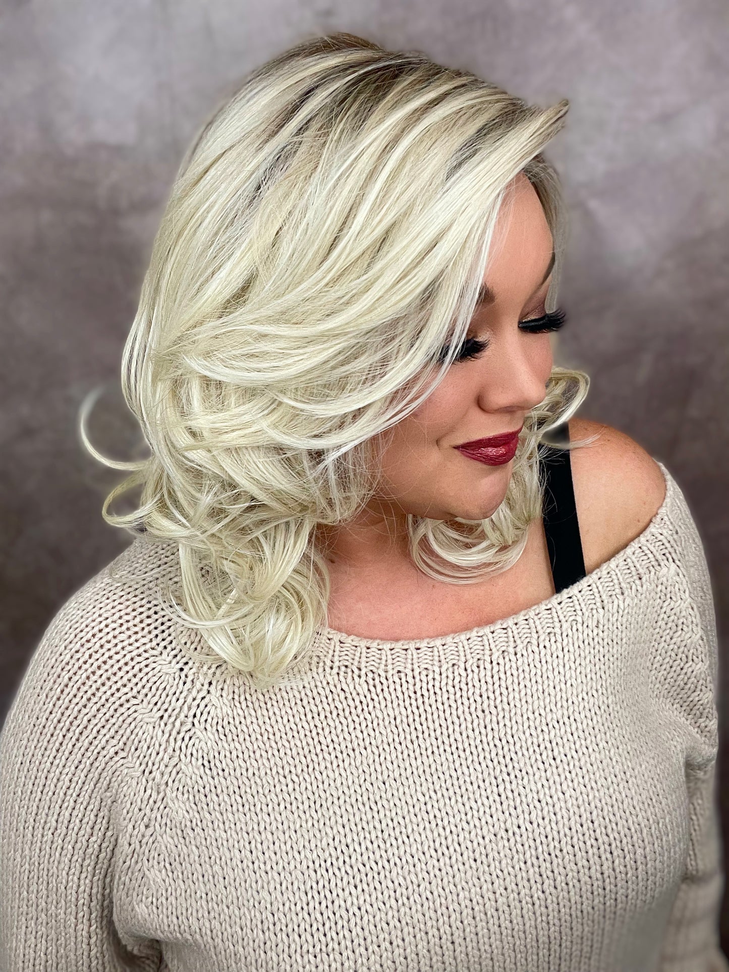 Sahara Hollywood Blonde HS NWT Standard Luxury Wig LW3 LC1