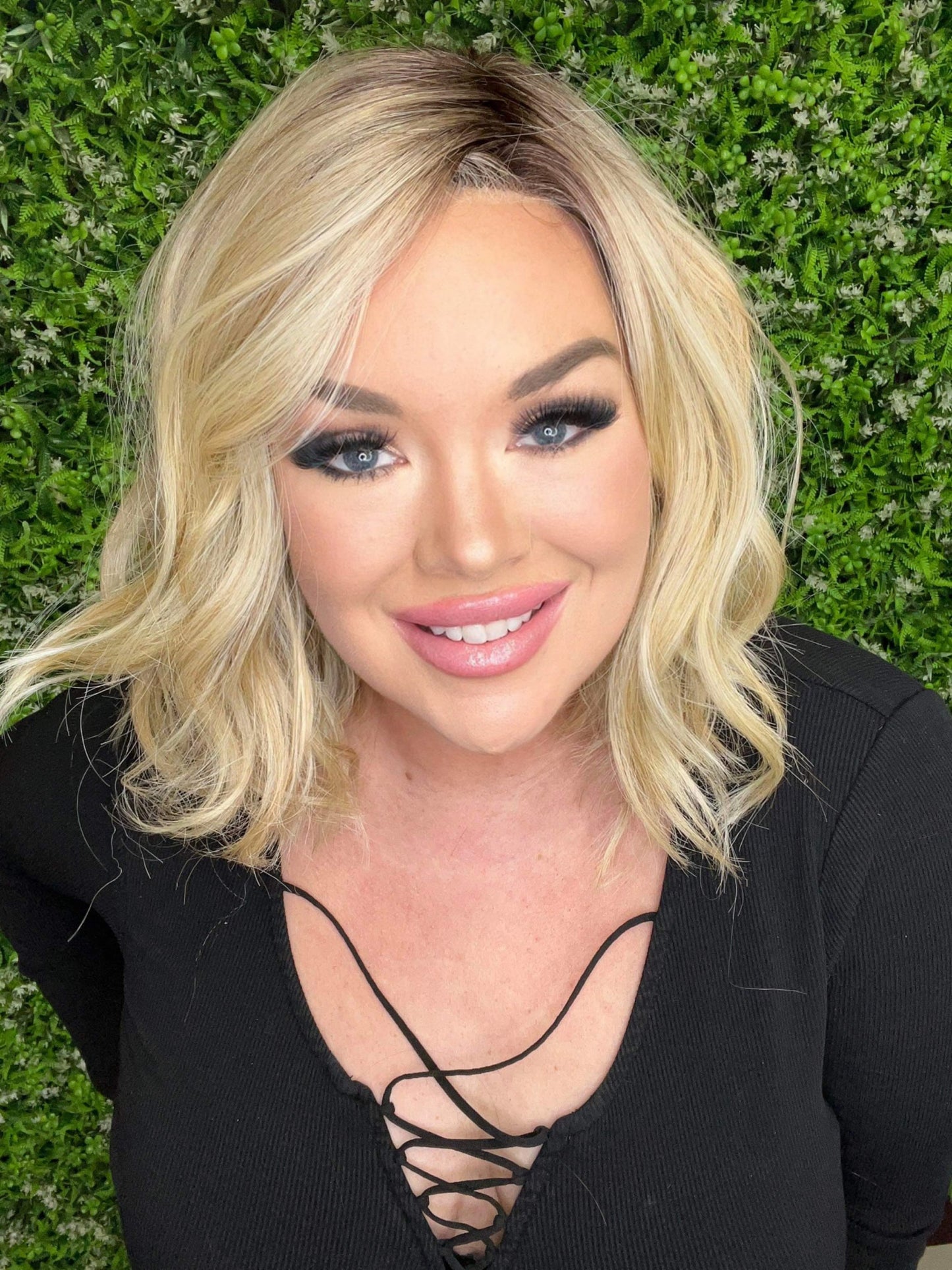 Royal Toasted Blondie HS NWOT STD LUXURY WIG LW3 AC1