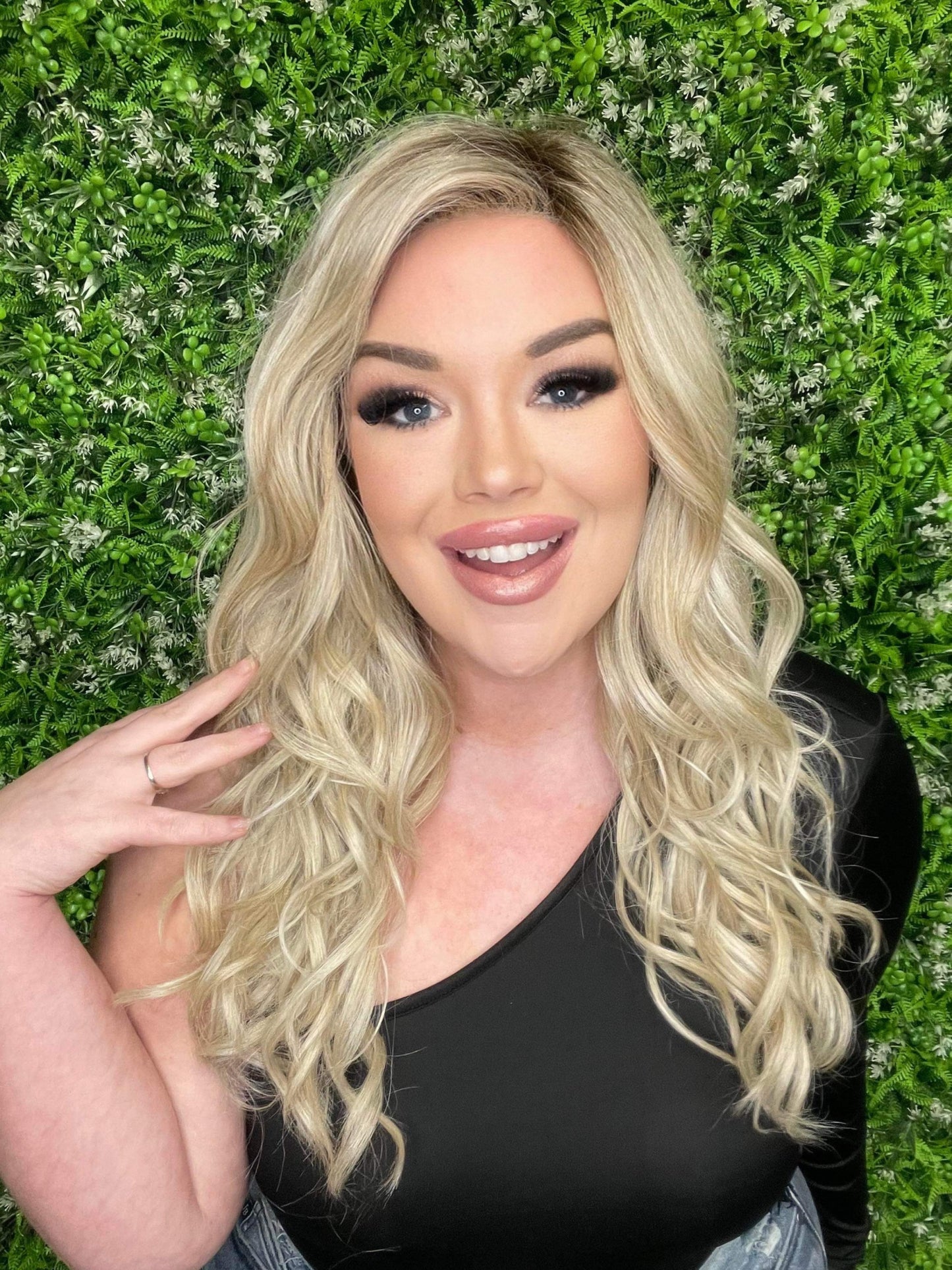 Brooklyn SUNFLOWER BLONDE HS NWOT Standard Luxury Wig LW3 AC1