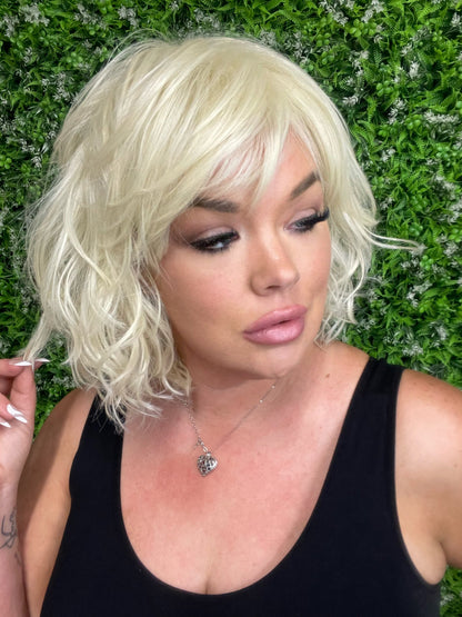 Gina Hyper Platinum HS Premium Luxury Wig TN1 AC1
