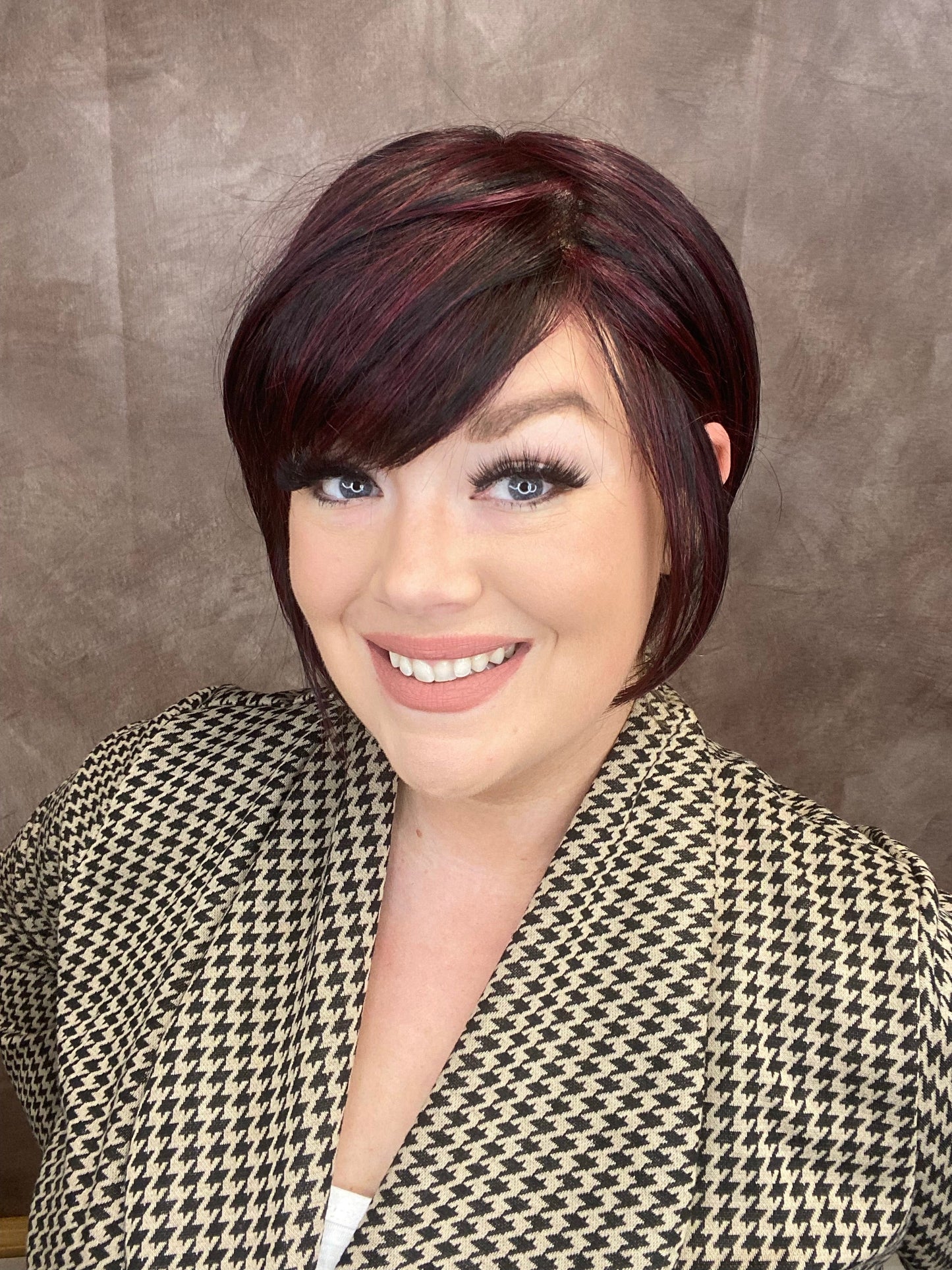 Magnolia Burgundy Blend HS Premium Luxury Wig LW3-MT1