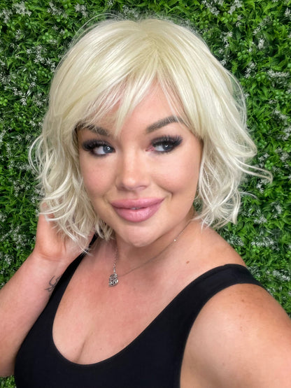 Gina Hyper Platinum HS Premium Luxury Wig TN1 AC1